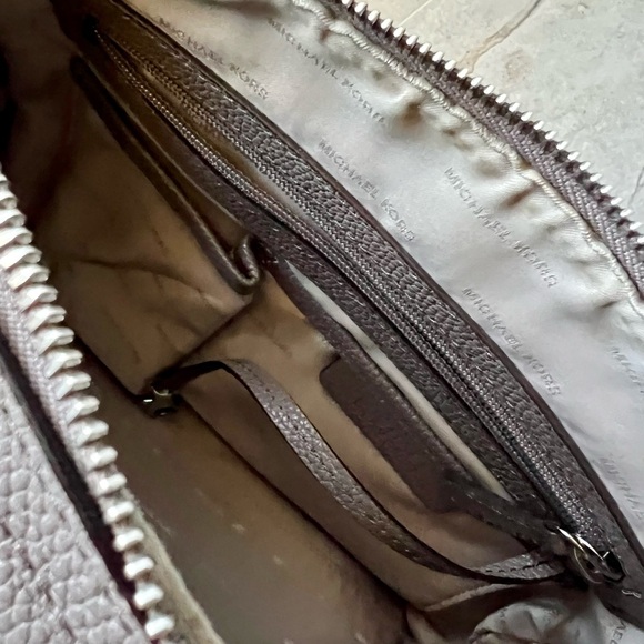 MICHAEL KORS Boston purse - Picture 2 of 2